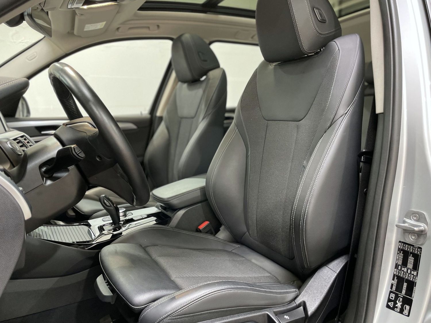 Fahrzeugabbildung BMW X3 xDrive 20 i Advantage #LED#Pano#Kamera#Tempo