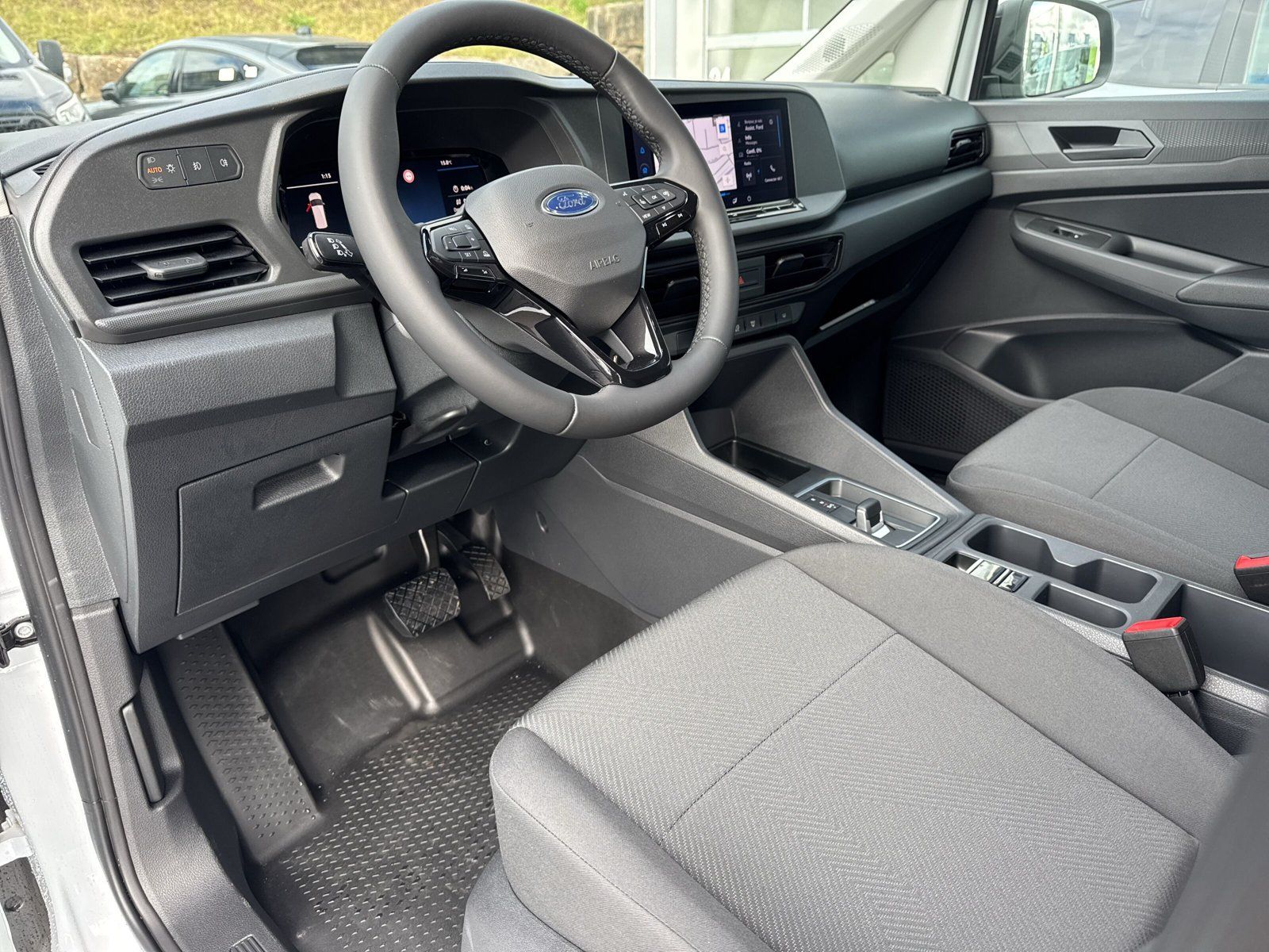 Fahrzeugabbildung Ford Transit Connect Trend L2 Kasten