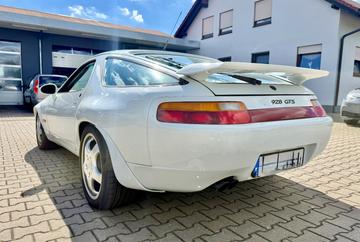 1992 Porsche 928 照片 5