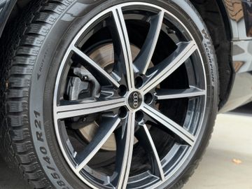 Audi Q7 - 11