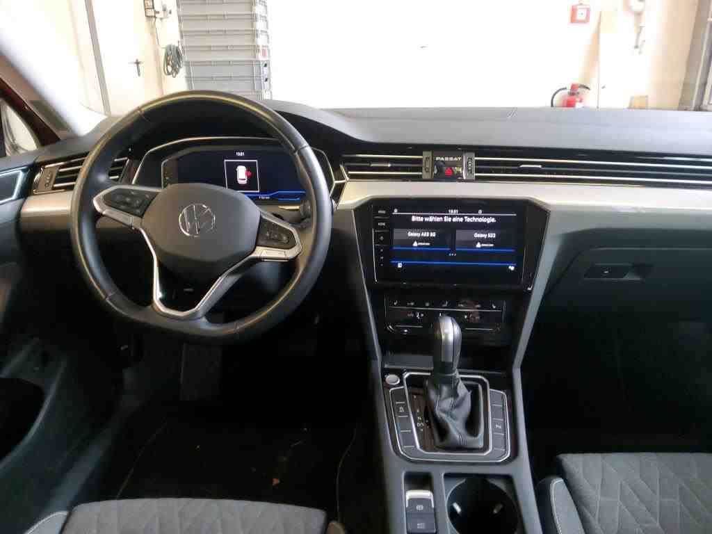Volkswagen Passat Variant - Bild 5
