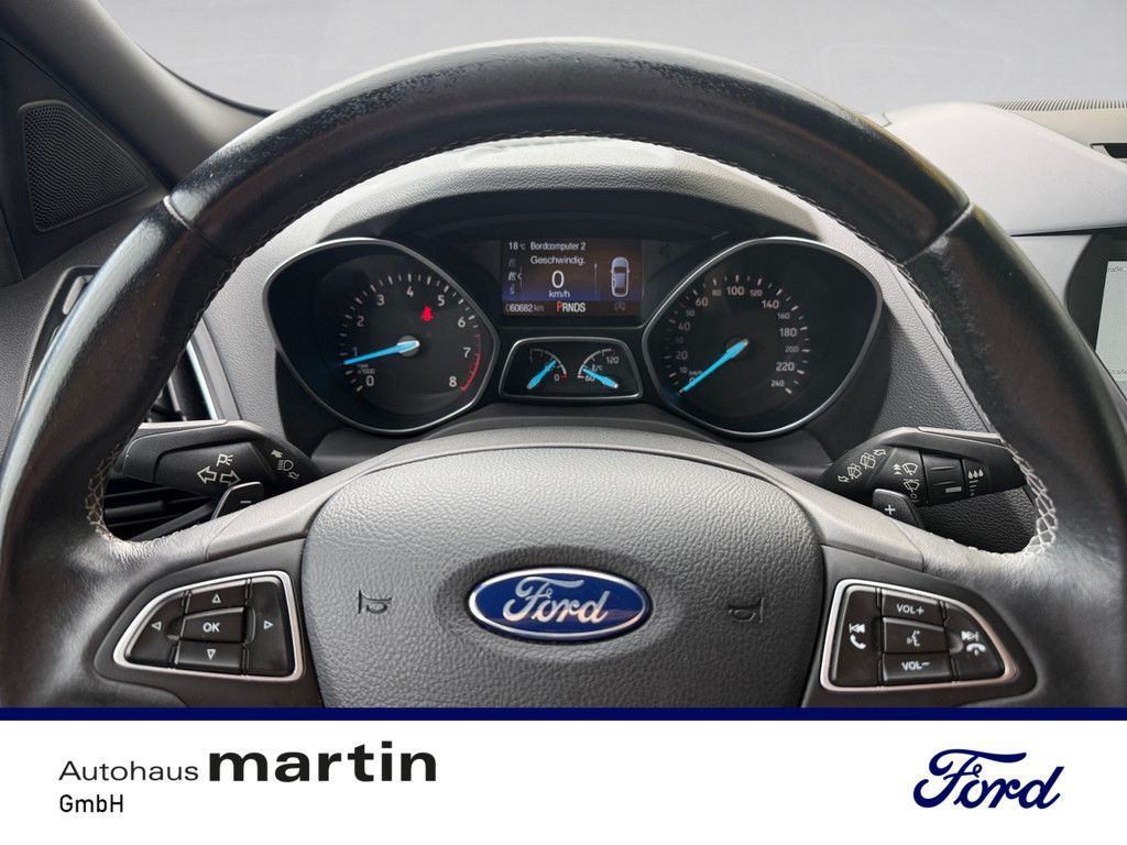 Fahrzeugabbildung Ford Kuga 1.5 ST-Line 4x4 SHZ PDC XENON NAVI AHK