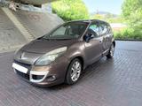 Renault Scenic Luxe ENERGY dCi 130 Start&Stop eco2 Luxe - Renault Scenic: Eco2
