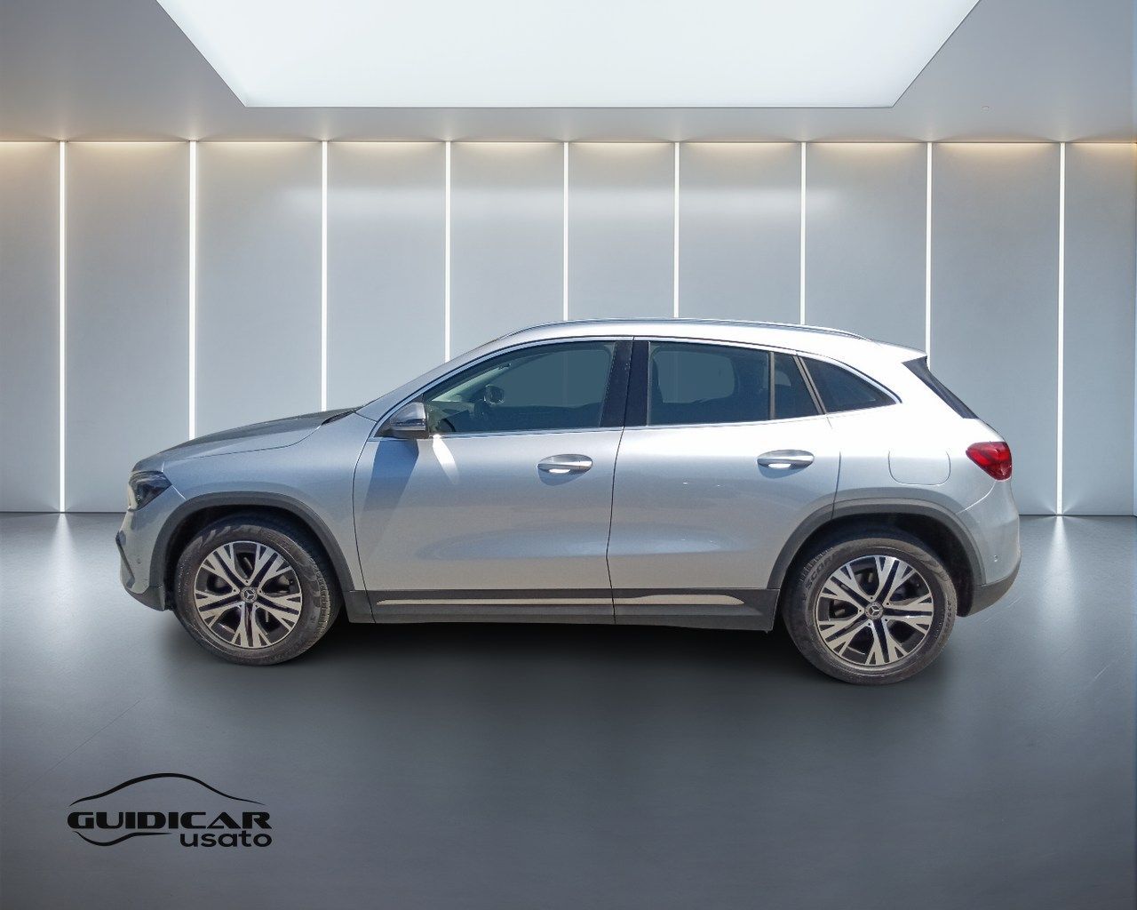 Mercedes-Benz GLA-H247 2023 - GLA 180 d Progress imagem 3