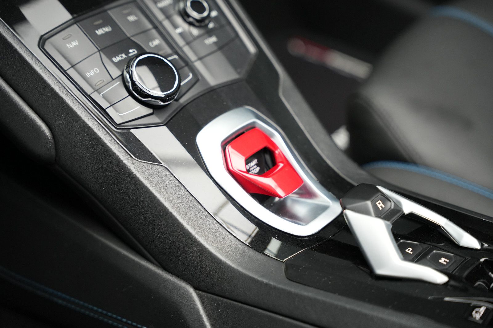 Fahrzeugabbildung Lamborghini Huracán/SPYDER/LIFT/KAMERA/LP610/KERAMIK/
