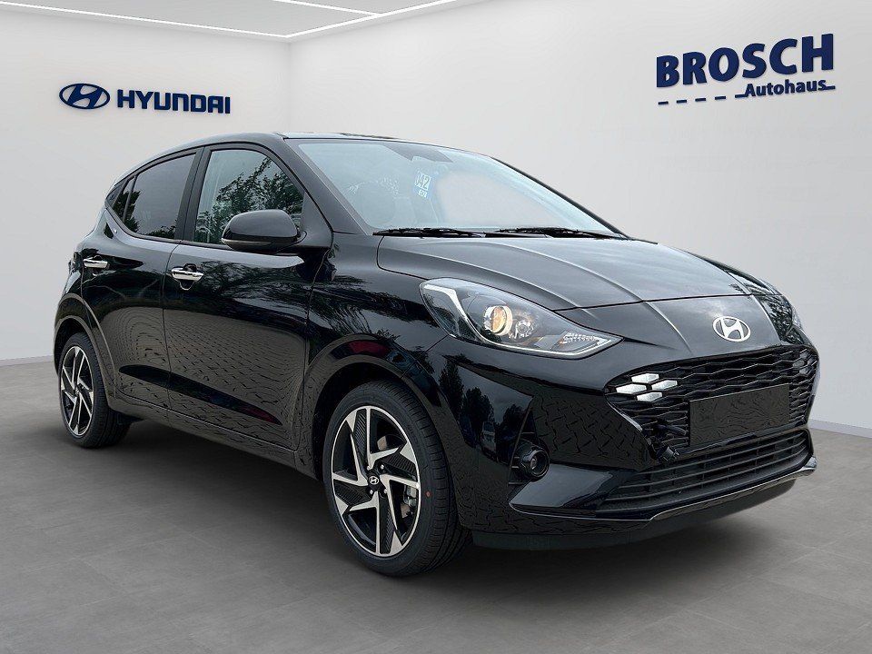 Fahrzeugabbildung Hyundai i10 1.2 PRIME KLIMAAT+NAV+SHZ+LHZ+CARPLAY+QI+KAM