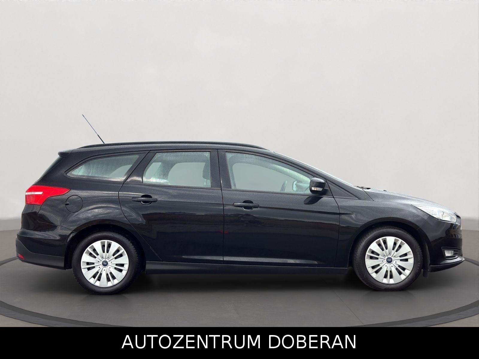 Ford Focus 2015 — photo 6