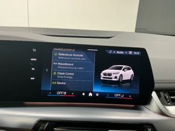 BMW 218 Active Tourer - 12