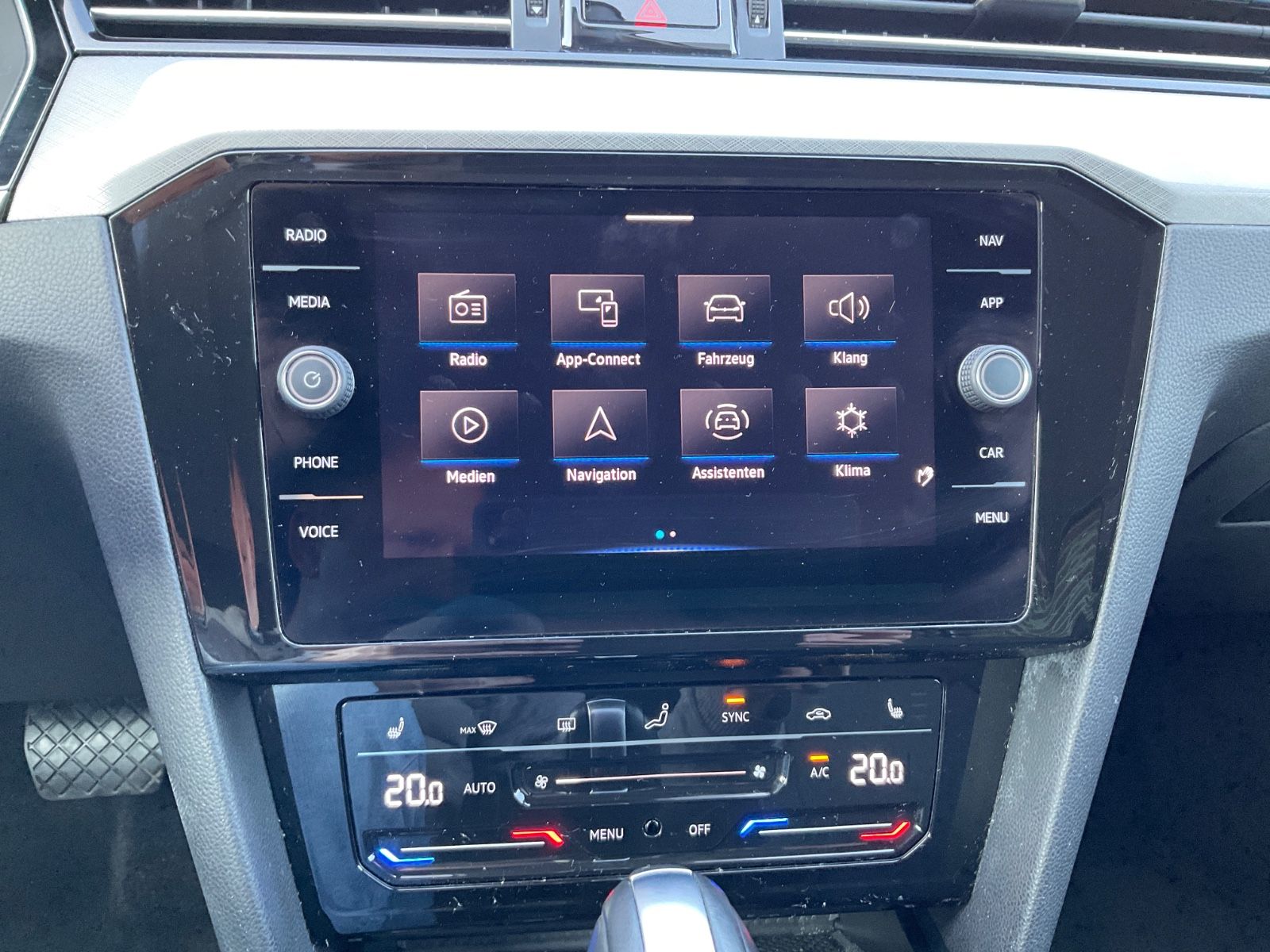 Fahrzeugabbildung Volkswagen Passat 2.0 TDI SCR DSG Busi,Kamera,ACC,CarPlay
