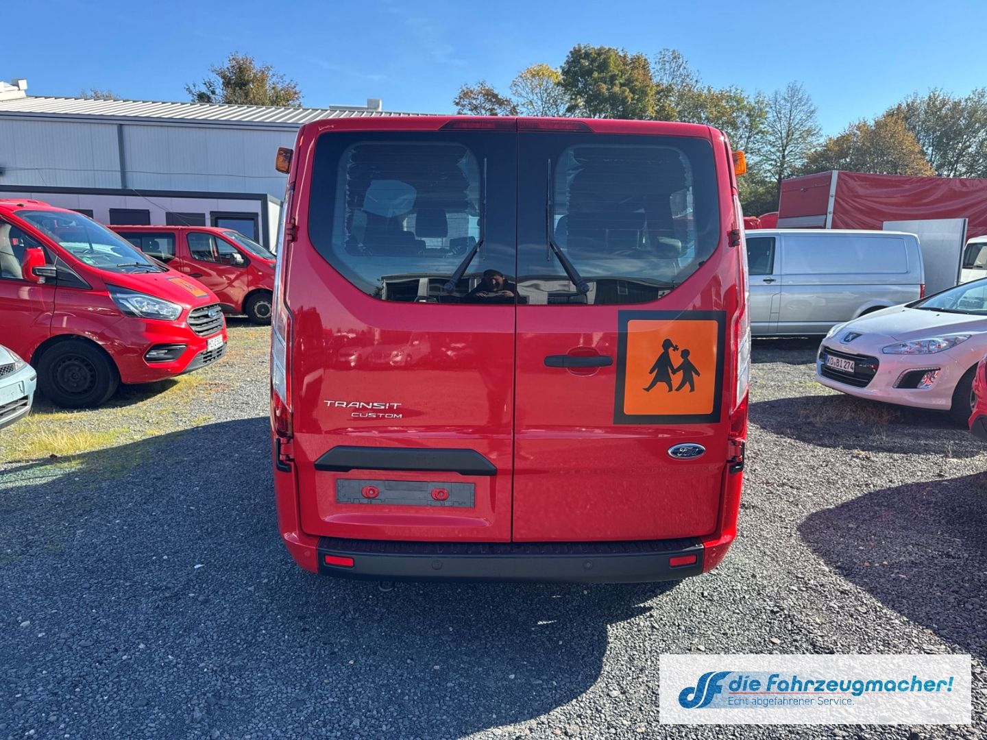 Fahrzeugabbildung Ford Transit Custom Tourneo 320 L1 Trend *EXPORT*4143