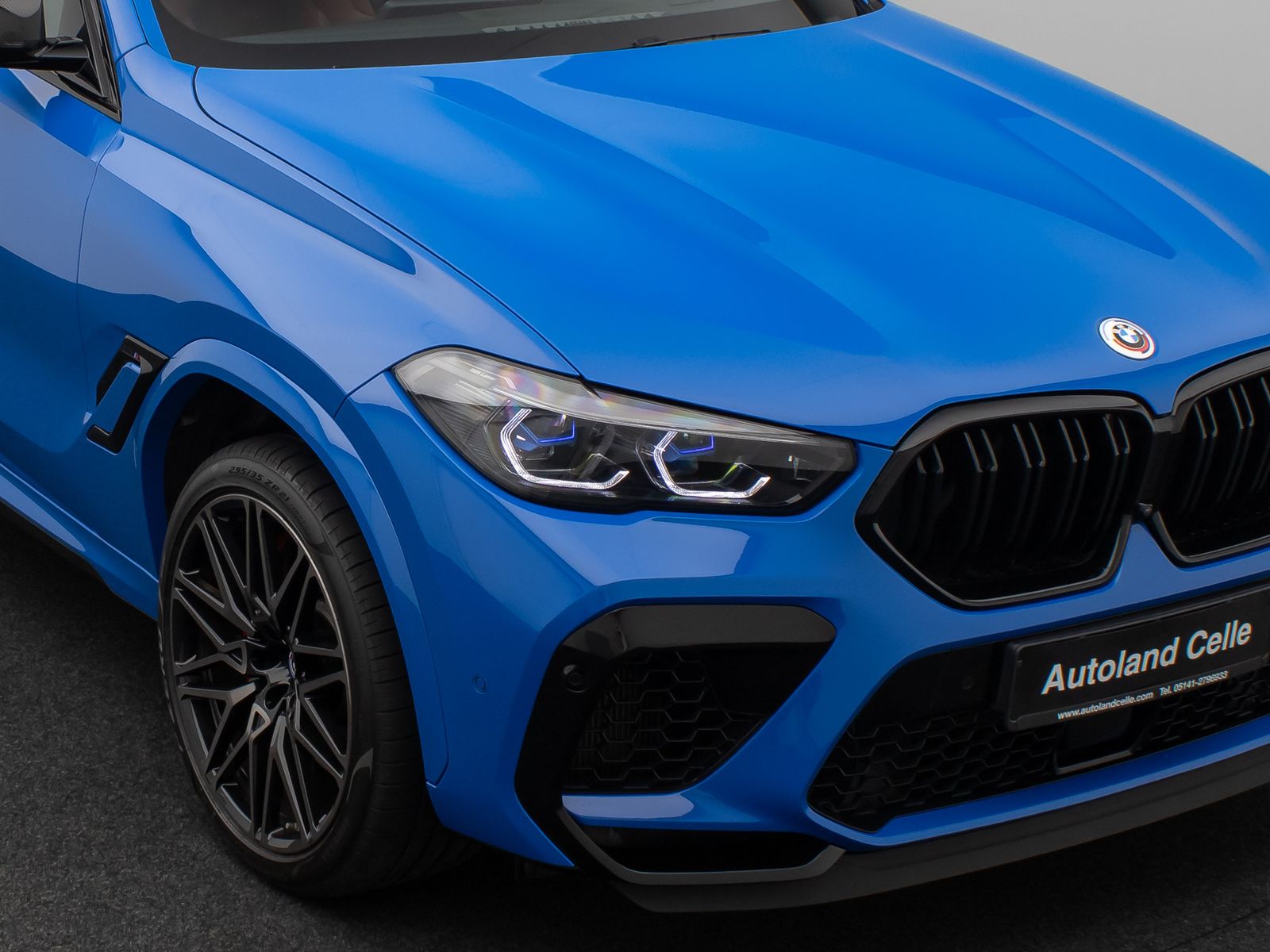 Fahrzeugabbildung BMW X6 M Competition 360° Fond-Ent SoftCl Individual