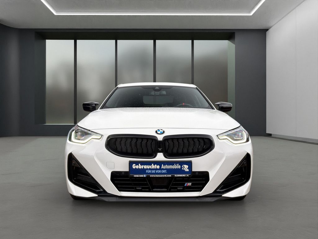 BMW M240i — hlavná fotografia