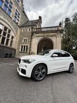 BMW X1 sDrive20i M Sport Steptronic DCT M Sport - BMW X1 in Wiesbaden