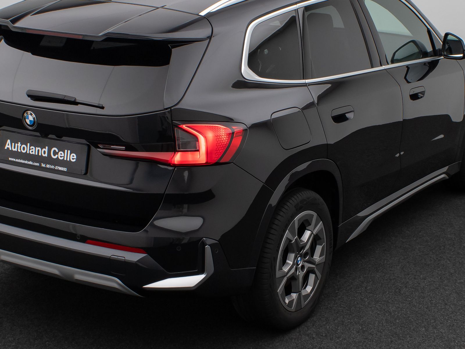 Fahrzeugabbildung BMW X1 xD23i xLine Panorama 360°HUD DAB H/K Sport