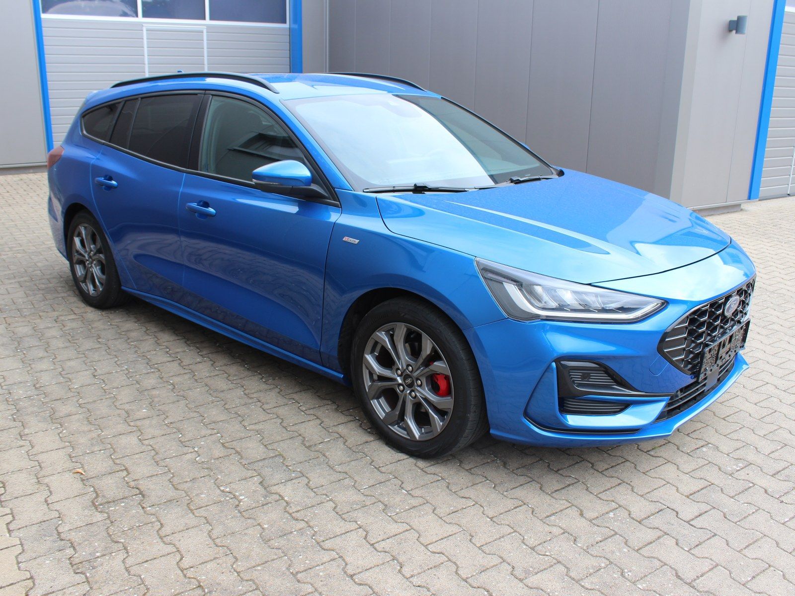 Fahrzeugabbildung Ford Focus ST-Line X 1,0 EcoBoost Mild-Hybrid