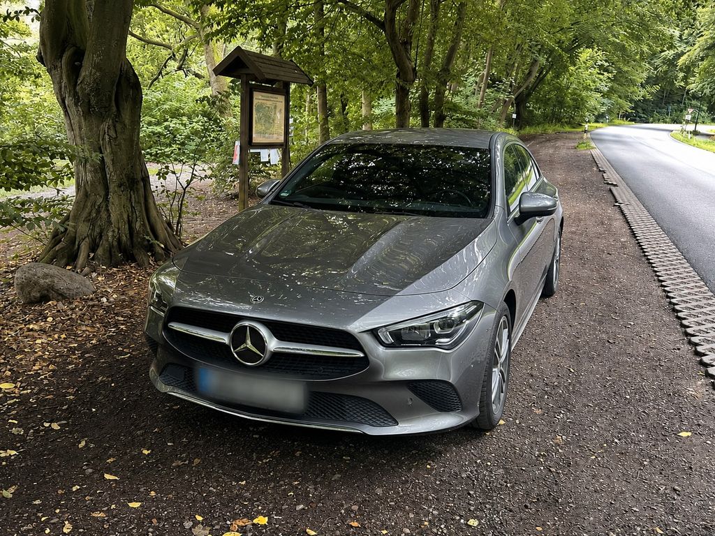 Image of Mercedes-Benz CLA 180 Shooting Brake
