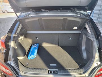 Fahrzeugabbildung Hyundai KONA Elektro 64kWh Premium NAVI LEDER SITZP SD