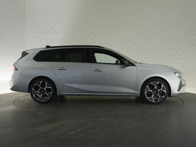 Astra L ST ULTIMATE AT+NAVI+360 GRAD KAMERA+SCHI