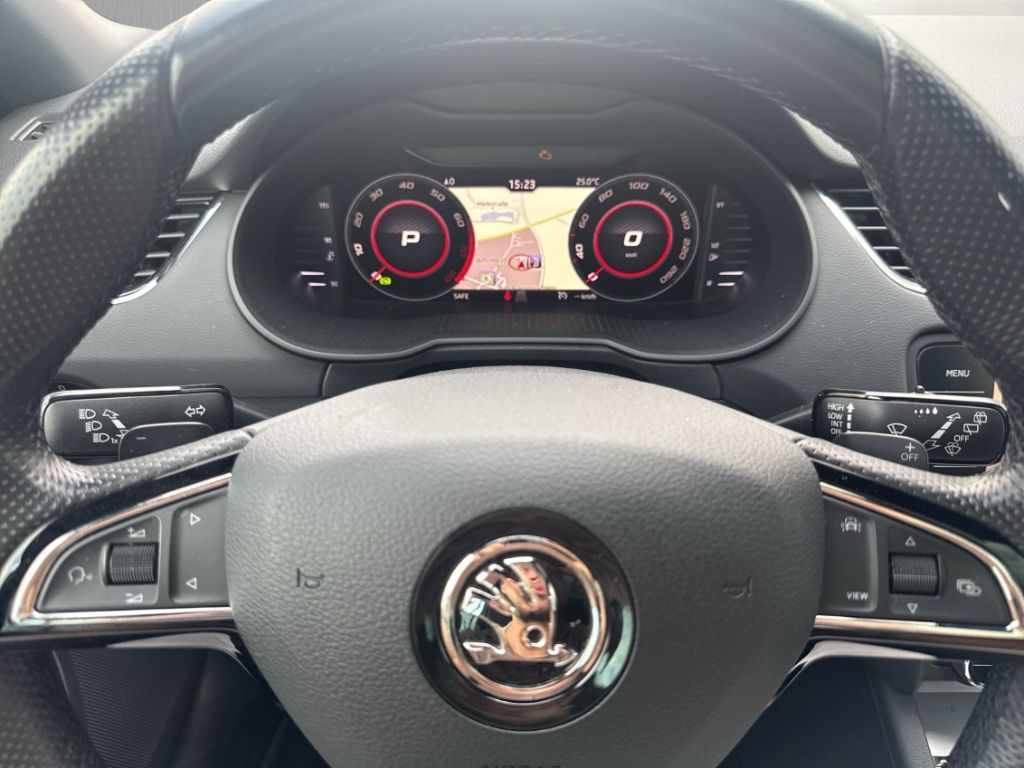 Skoda Octavia Combi 2.0TSI DSG 4x4 Sport Edition Pano foto 17