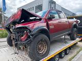 Dodge RAM 1500 SLT 4X4 *5.7L V8 HEMI* - Dodge RAM Unfallwagen