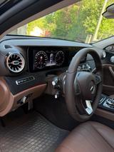 Mercedes-Benz E 400 4MATIC AMG |Vollausstattung |Sternenhimmel - Mercedes-Benz Sterne