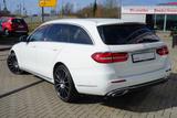 Mercedes-Benz E220 d T-Modell Avantgarde LED Navi Tempomat AHK - Mercedes-Benz E 220 in Rostock