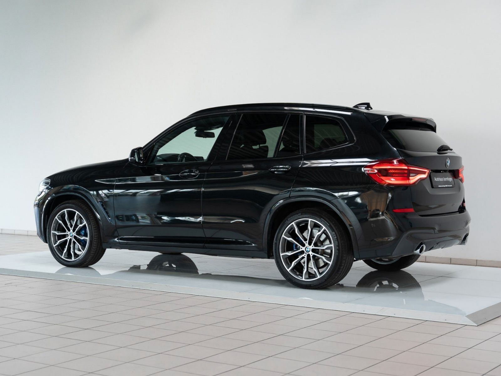 Fahrzeugabbildung BMW X3 xD30d M Sport Kamera HUD HiFi Panorama 20Zoll