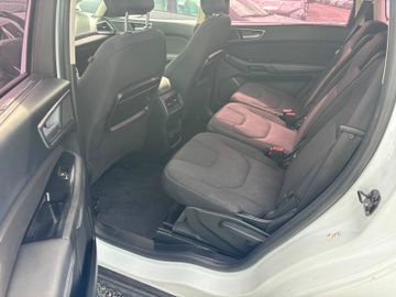 Ford S-Max - 10