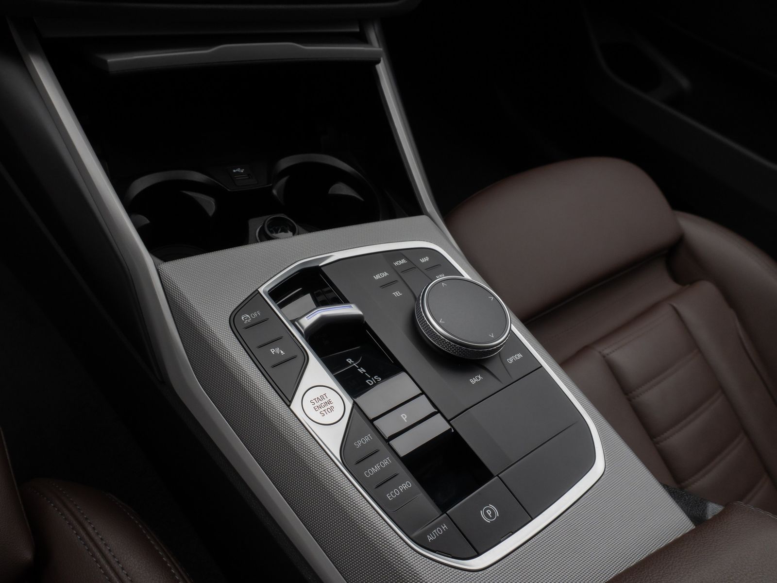 Fahrzeugabbildung BMW 320d xD Kamera HUD DAB Komfort Sport Individual