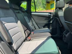 Tiguan Highline  4Motion  2x R-Line