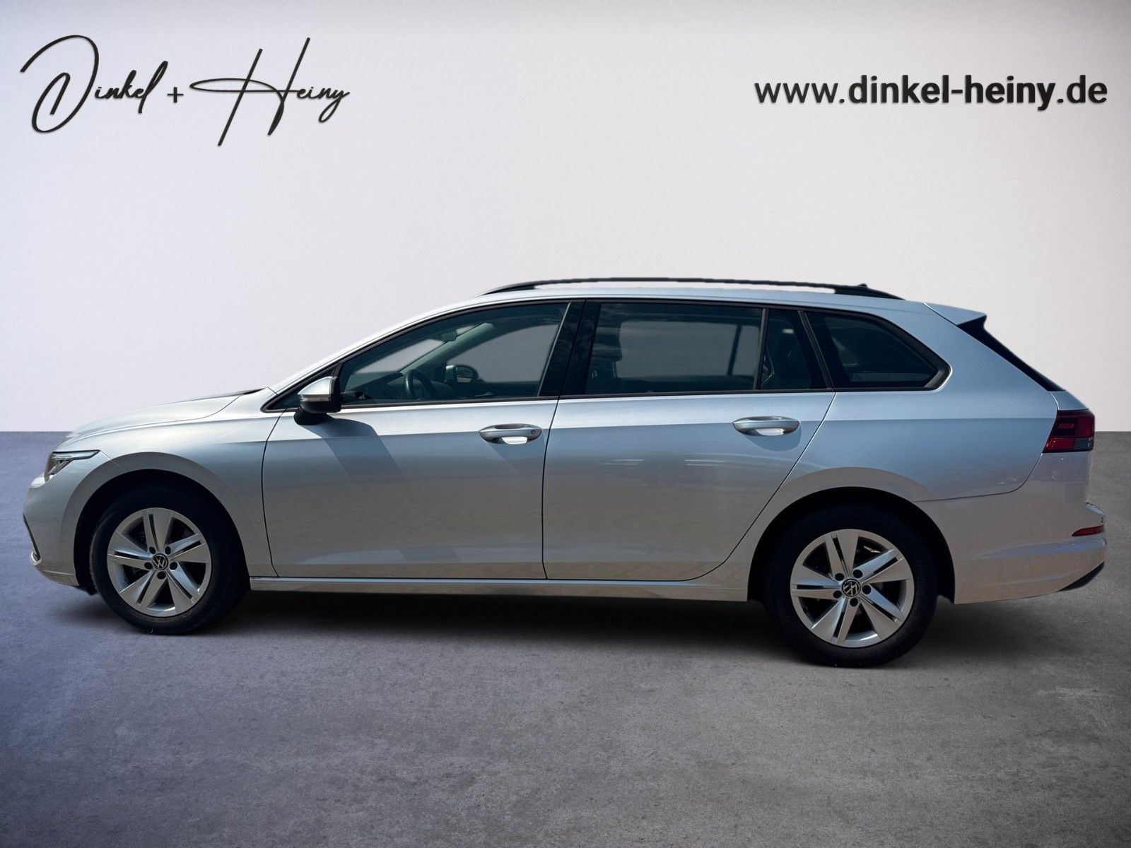 Fahrzeugabbildung Volkswagen Golf VIII Variant Life 1.0 TSI