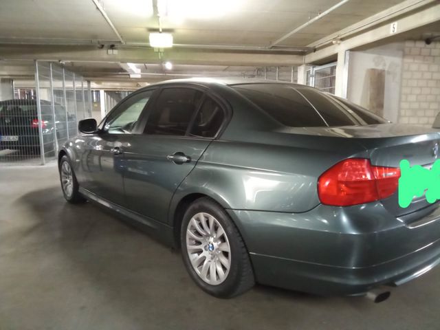 BMW 318i -