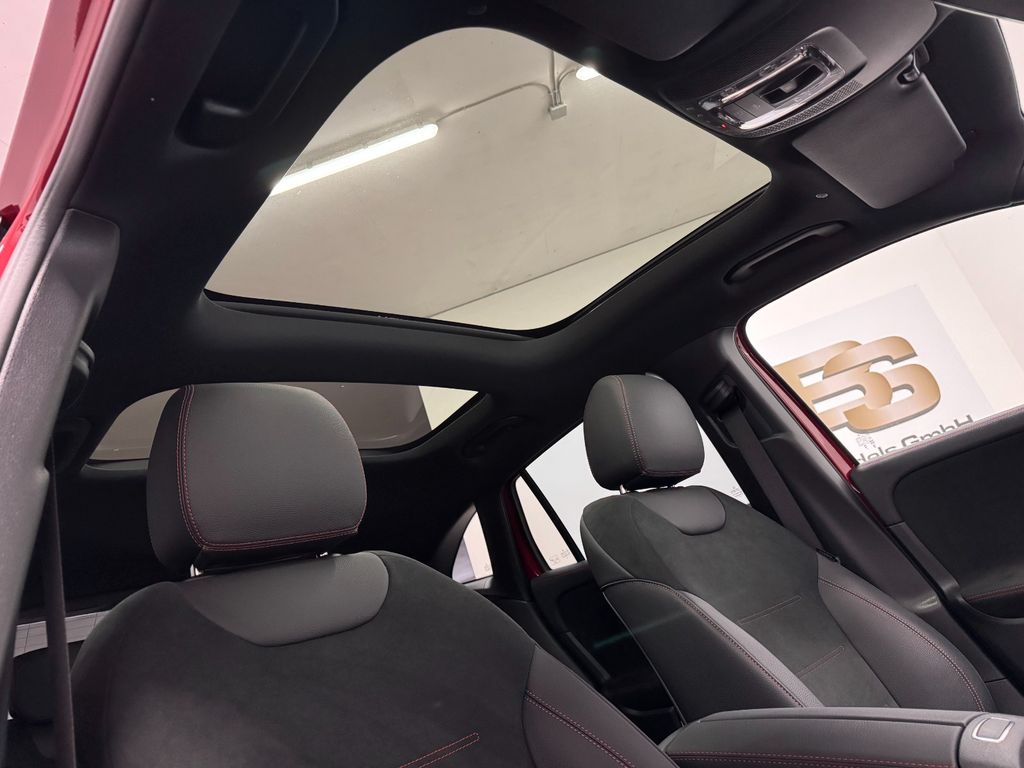 MERCEDES-BENZ GLA 250 4M AMG*PANO*NIGHT*MULTIBEAM*KAMERA*DISTR MERCEDES-BENZ GLA 250 4M AMG*PANO*NIGHT*MULTIBEAM*KAMERA*DISTR