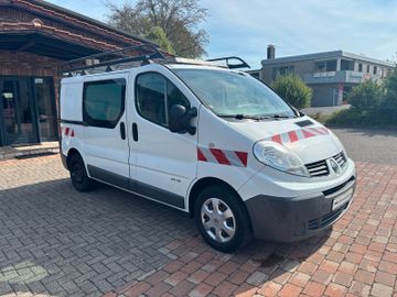 Renault Trafic - 1