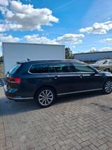 Volkswagen Passat 2.0 TDI SCR DSG Elegance Elegance - VW Passat Unfallwagen