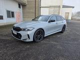 BMW 320xd Touring M Paket / Pano / AHK / 8-Fach - gebrauchte BMW 320 aus dem Jahr 2024