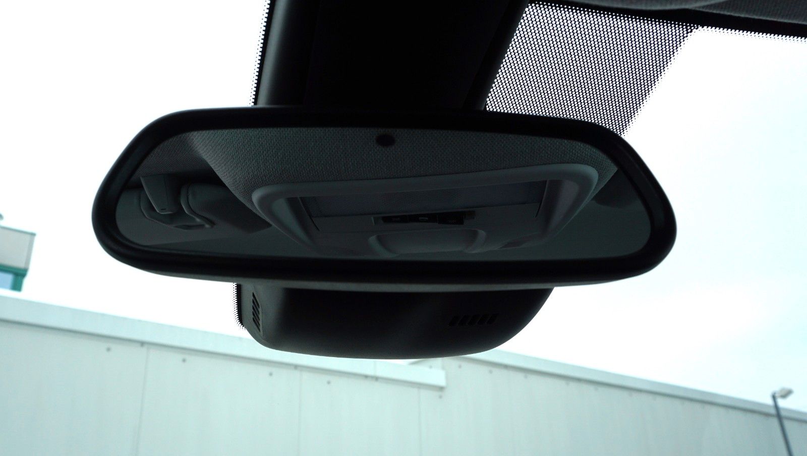 Fahrzeugabbildung Opel Crossland Edition, Navi, LED, Kamera, PDC