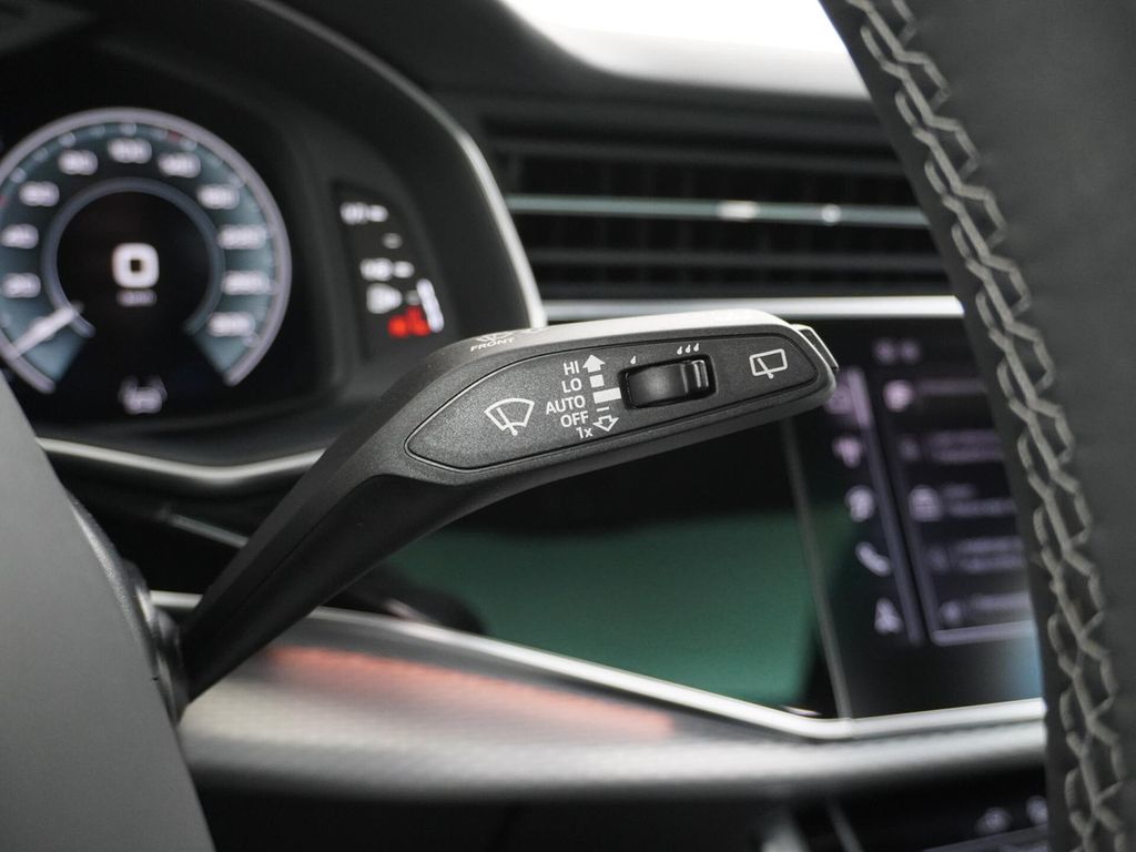 Audi Q8 60 TFSI e quattro Pro Line S Competition AHK