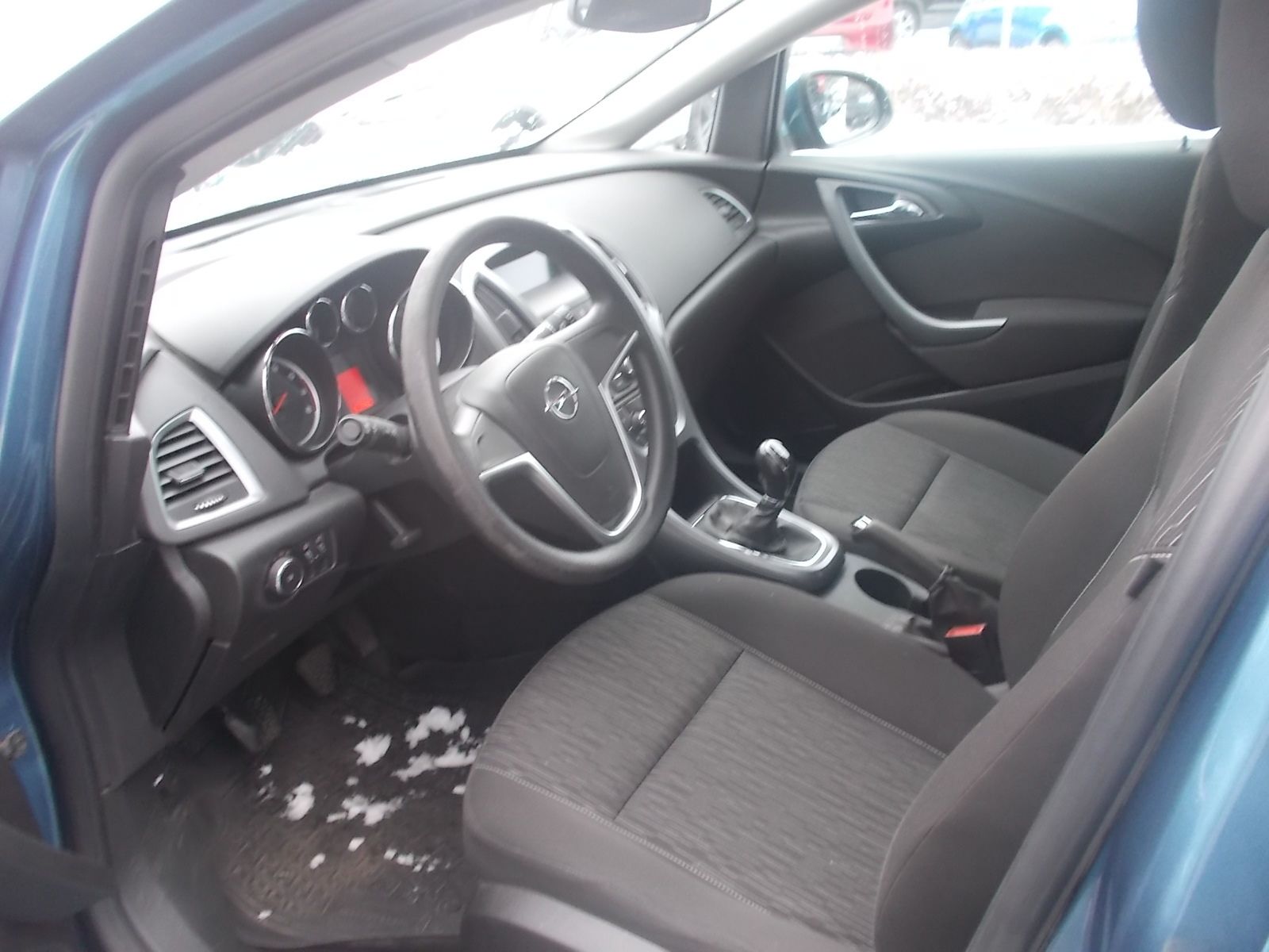 Fahrzeugabbildung Opel Astra J 1.6 Selection