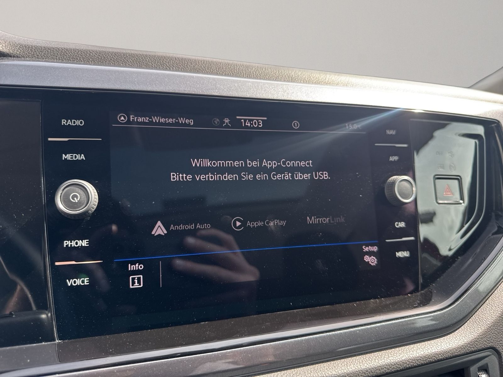 Polo 1.0 TSI Style, Navi, Panorama, 16" Alu Pale