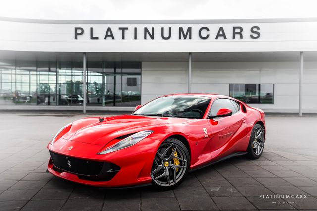 Ferrari 812 Superfast 6.5 V12 800hp / Carbon / Passenger