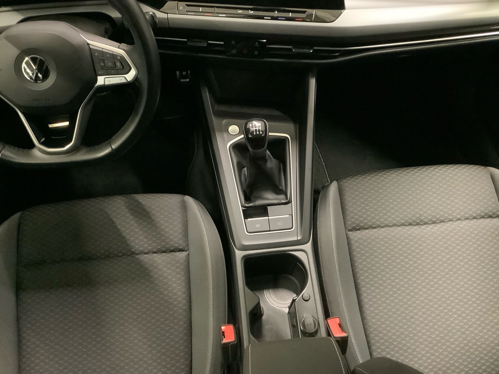 Golf Active 1,5 l TSI 96 kW Matrix, Standheizun