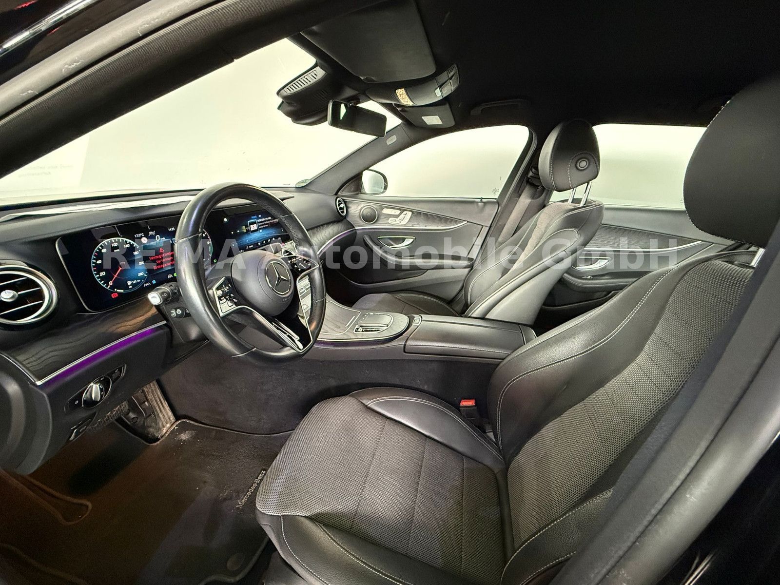 Fahrzeugabbildung Mercedes-Benz E 300 de T 4Matic,