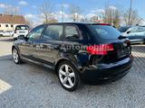 Audi A3 Sportback 1.6 TDI S line*SHZ*PDC*AH*Klima*Aux - Audi A3 aus 2010: Line