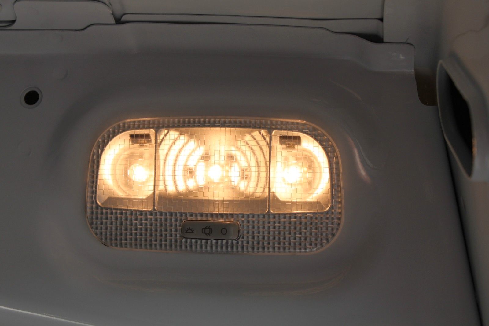 Fahrzeugabbildung Fiat Doblò Kastenwagen M 1.5 Diesel 75 kW