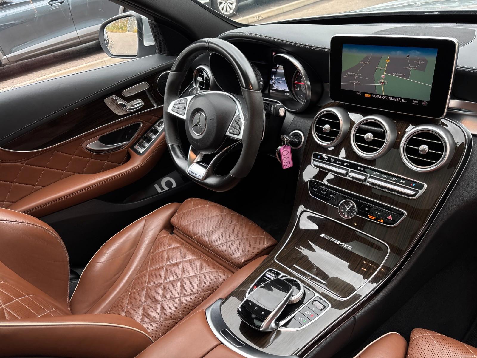 MERCEDES-BENZ C - 63 AMG S - 510 CV - BVA - CUIR MARRON