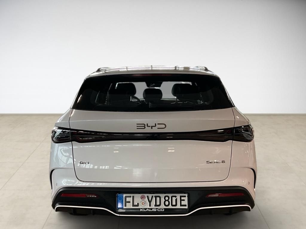 BYD SEAL 6