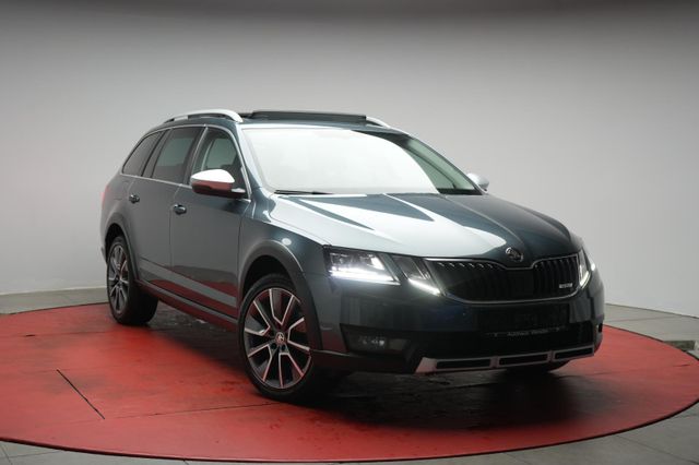 Skoda Octavia 2.0 TDI 4x4 DSG Scout Navi/ACC/Pano/AHK/