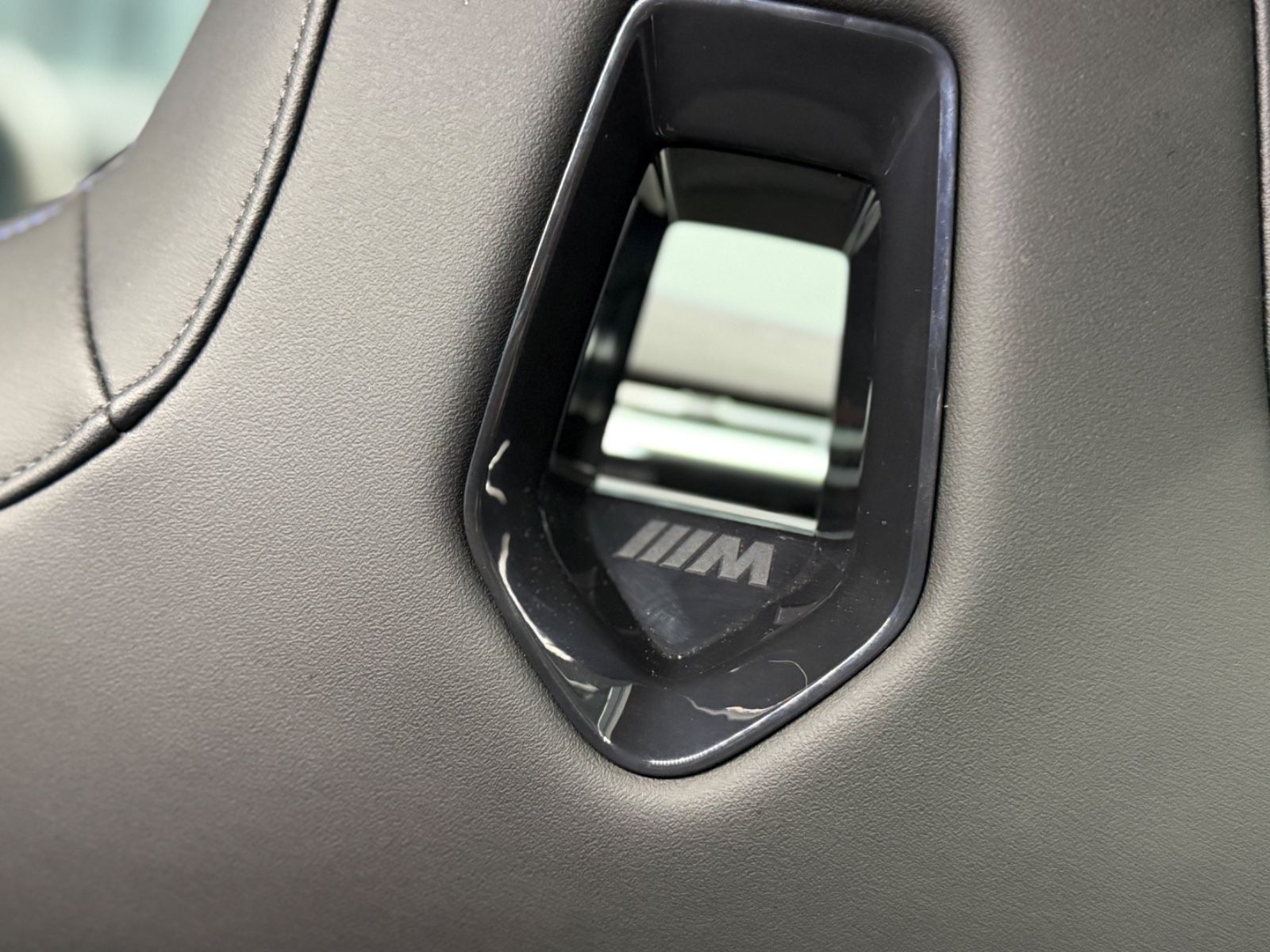 Fahrzeugabbildung BMW X2 M35 i xDrive|M-SPORT PRO|NAVI|HEAD-UP|21 ZOLL