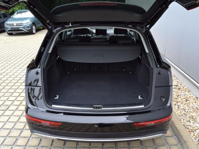Q5 50 TFSI e quattro S-tronic LUFT/AHK/MATRIX/NA